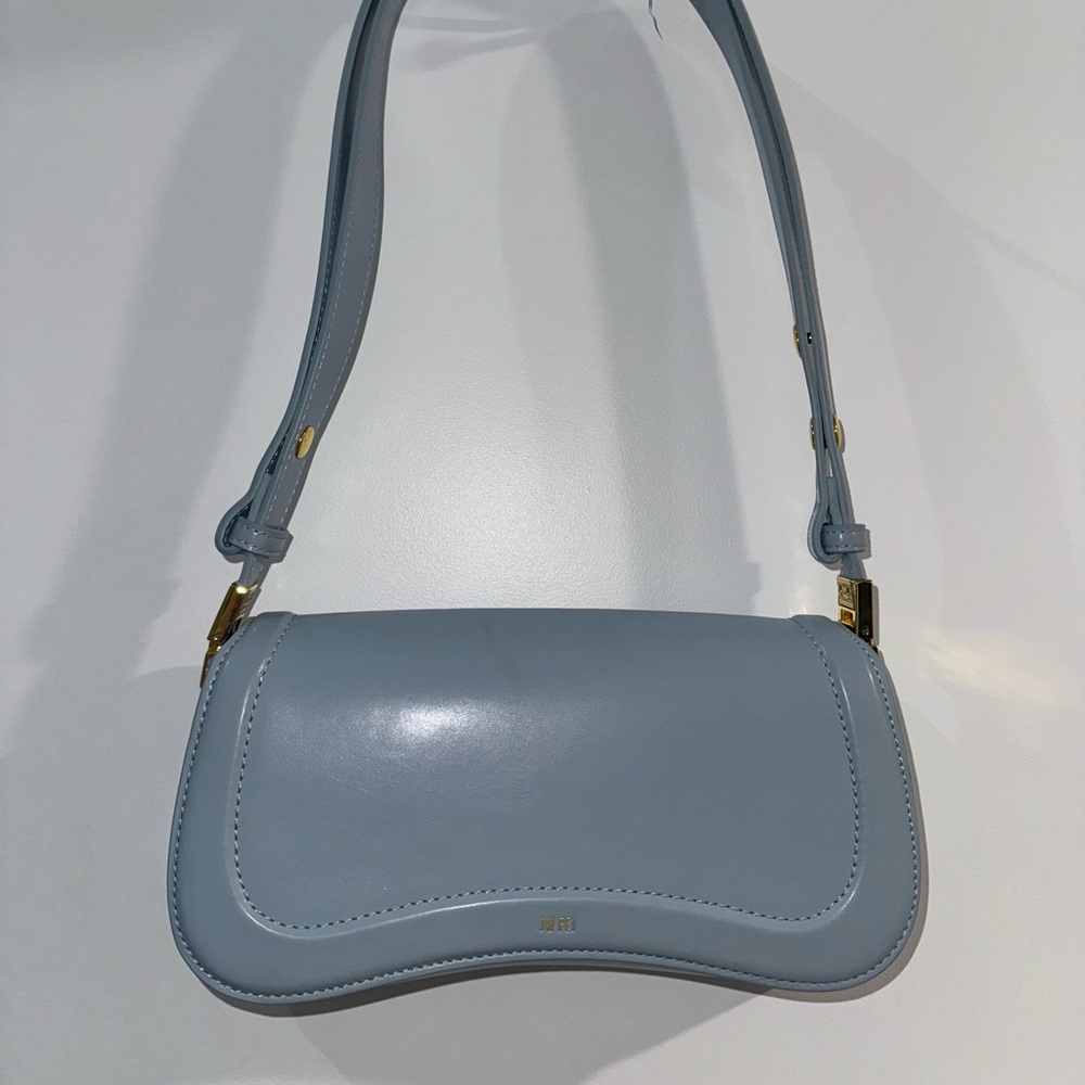 Elegant Blue Leather Shoulder Bag